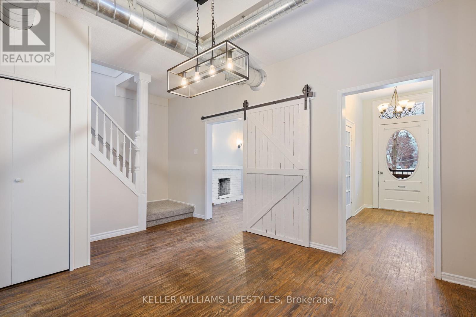 21 Elmwood Avenue E, London South, Ontario  N6C 1J1 - Photo 7 - X12615708