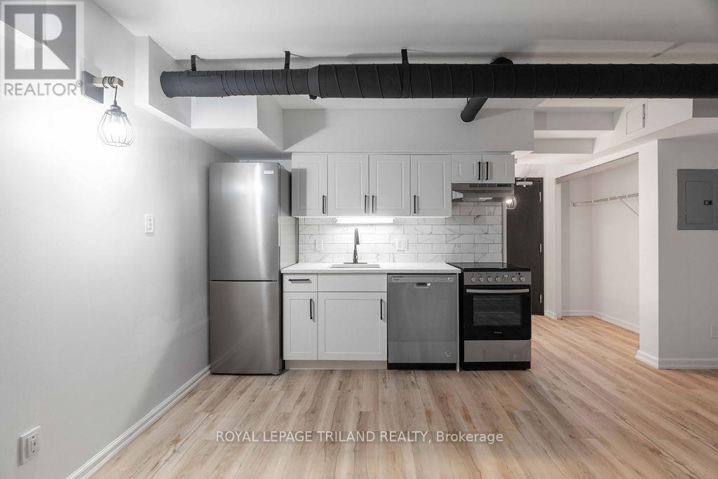 101 - 330 Clarence Street, London East (East K), Ontario  N6A 6H6 - Photo 2 - X12615730