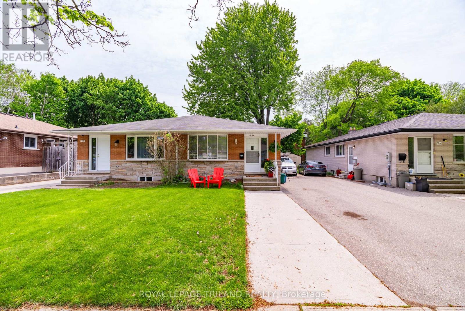 A - 195b Cedarvale Crescent, Waterloo, Ontario  N2L 4T3 - Photo 11 - X12615736