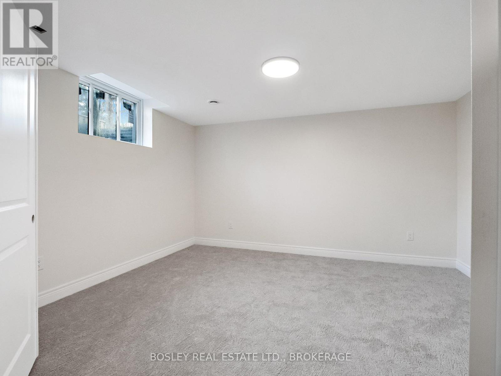 510 Royal Ridge Drive, Fort Erie (Ridgeway), Ontario  L0S 1N0 - Photo 19 - X12347099