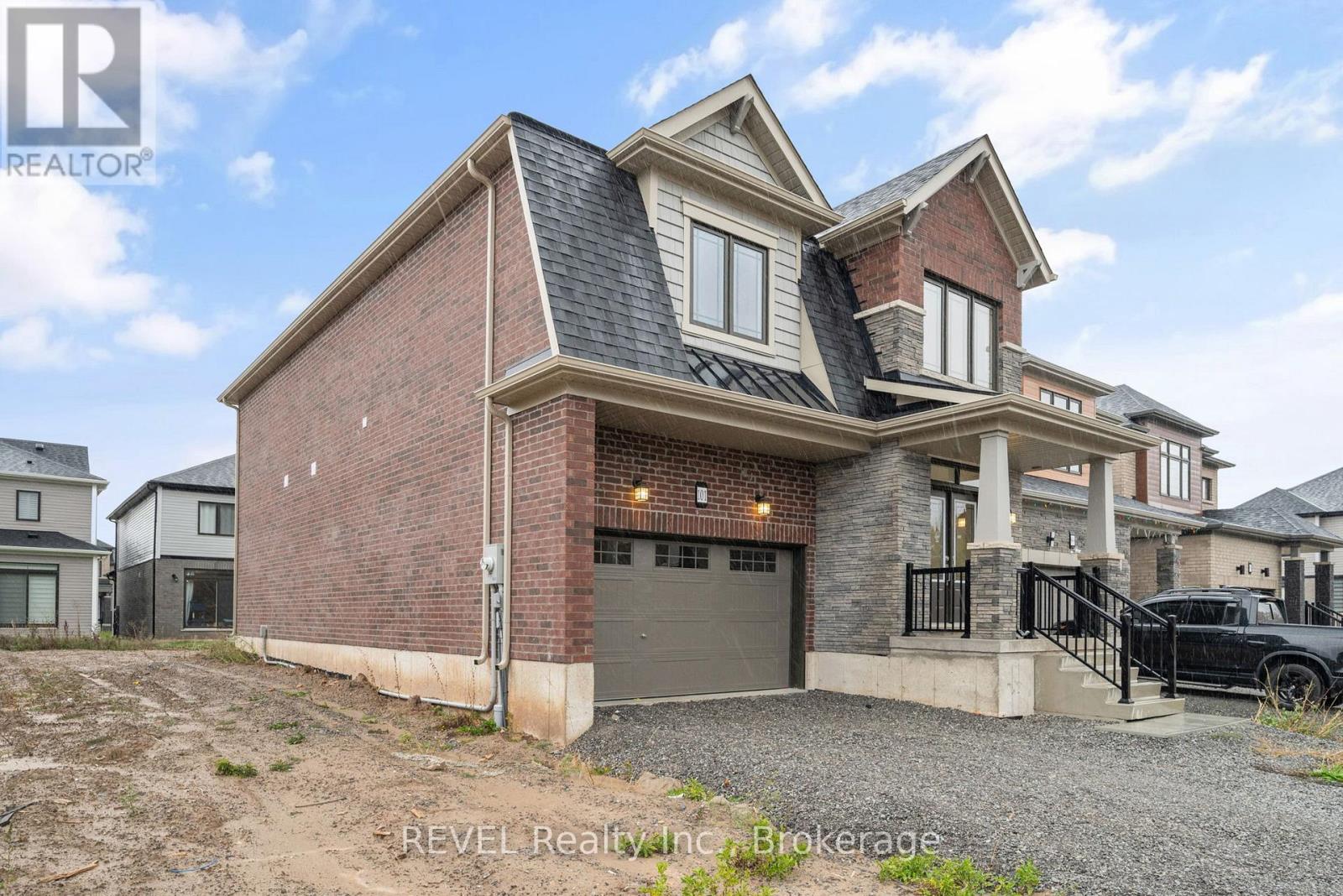 101 Lavender Road, Thorold, Ontario  L0S 1K0 - Photo 2 - X12517272