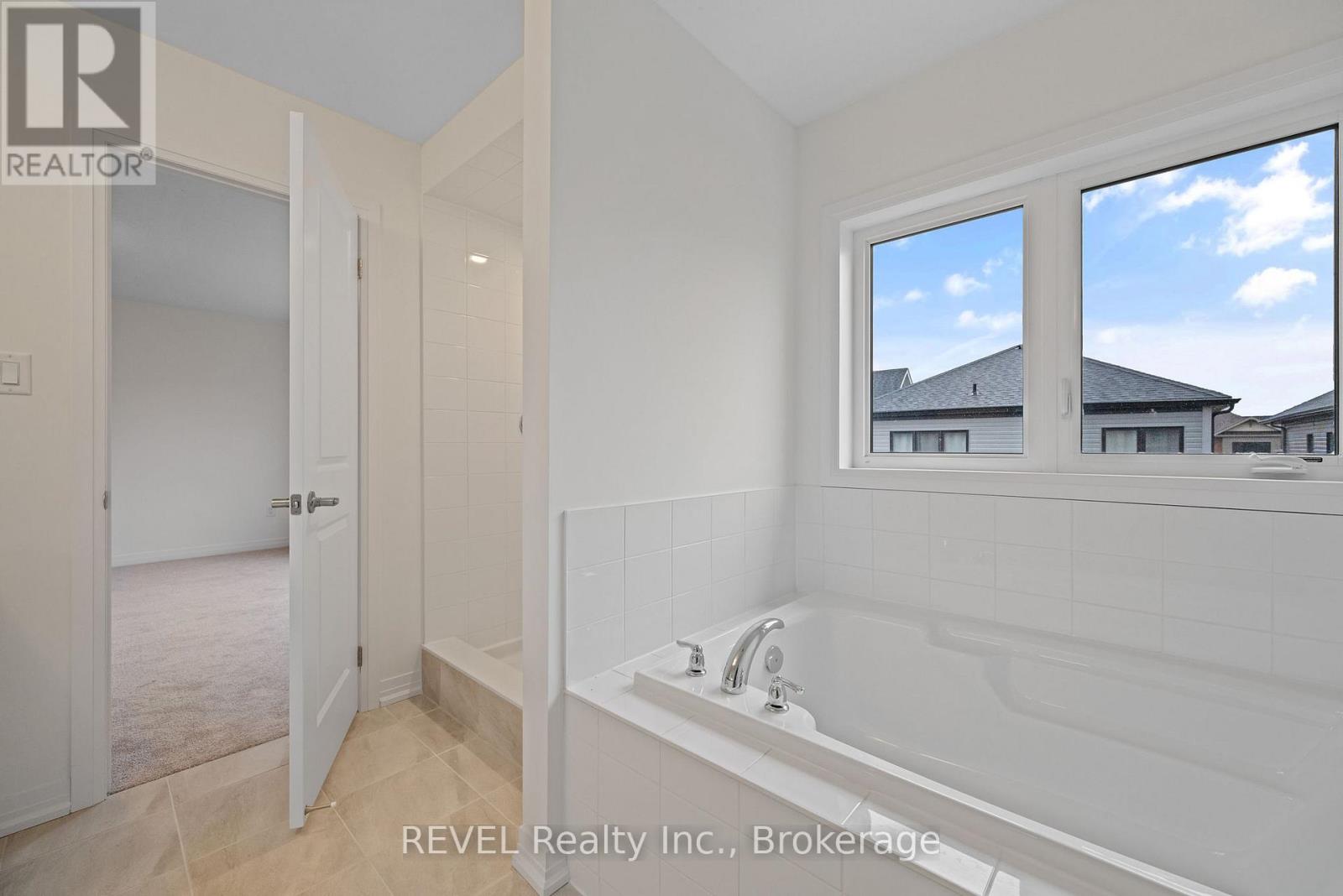 101 Lavender Road, Thorold, Ontario  L0S 1K0 - Photo 35 - X12517272