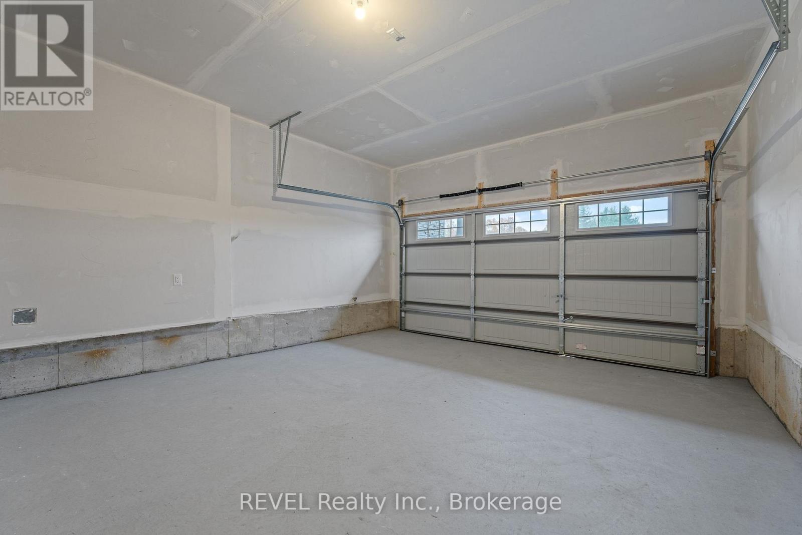 101 Lavender Road, Thorold, Ontario  L0S 1K0 - Photo 43 - X12517272