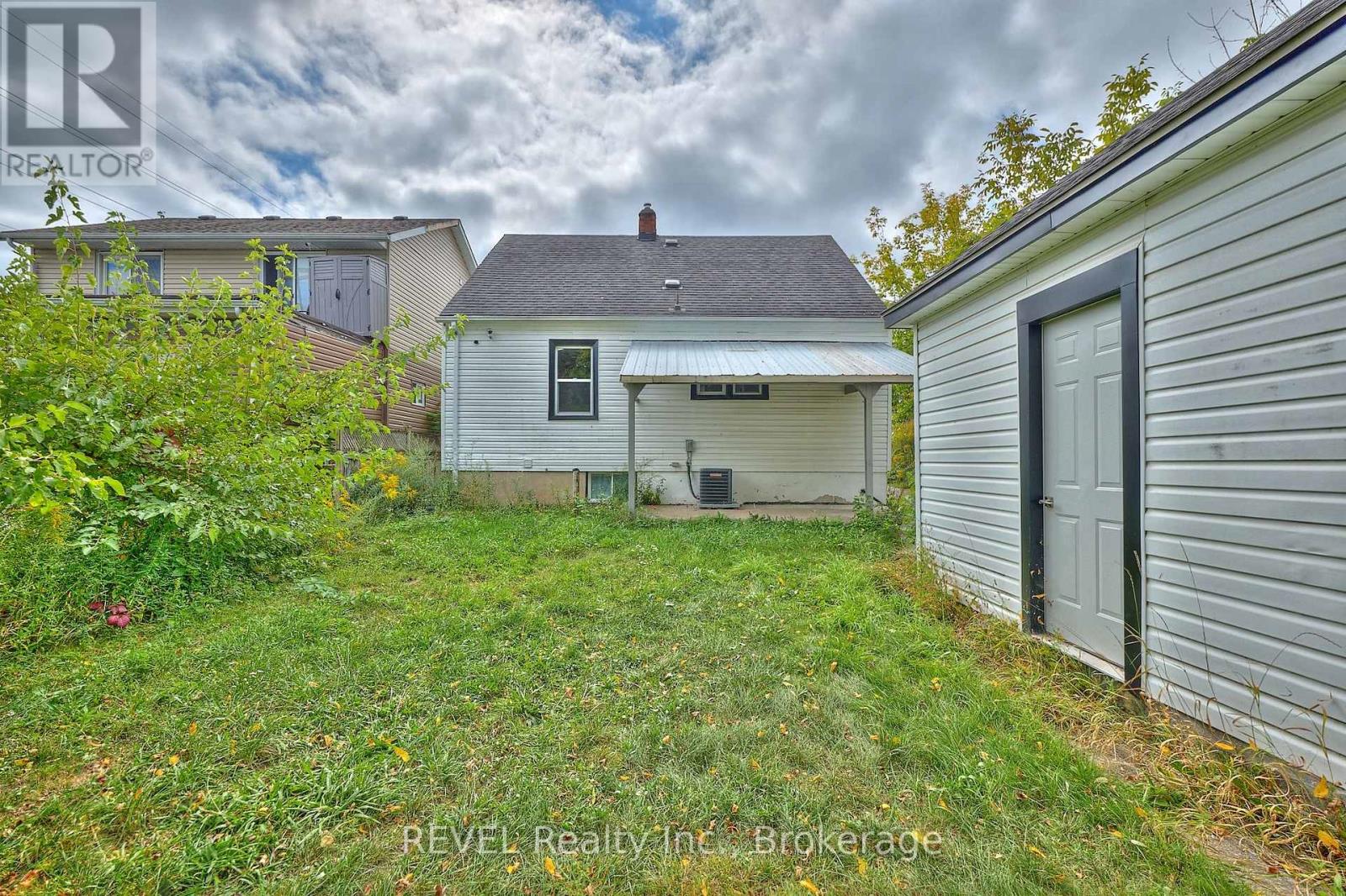 5659 Robinson Street, Niagara Falls, Ontario  L2G 2B1 - Photo 16 - X12416951