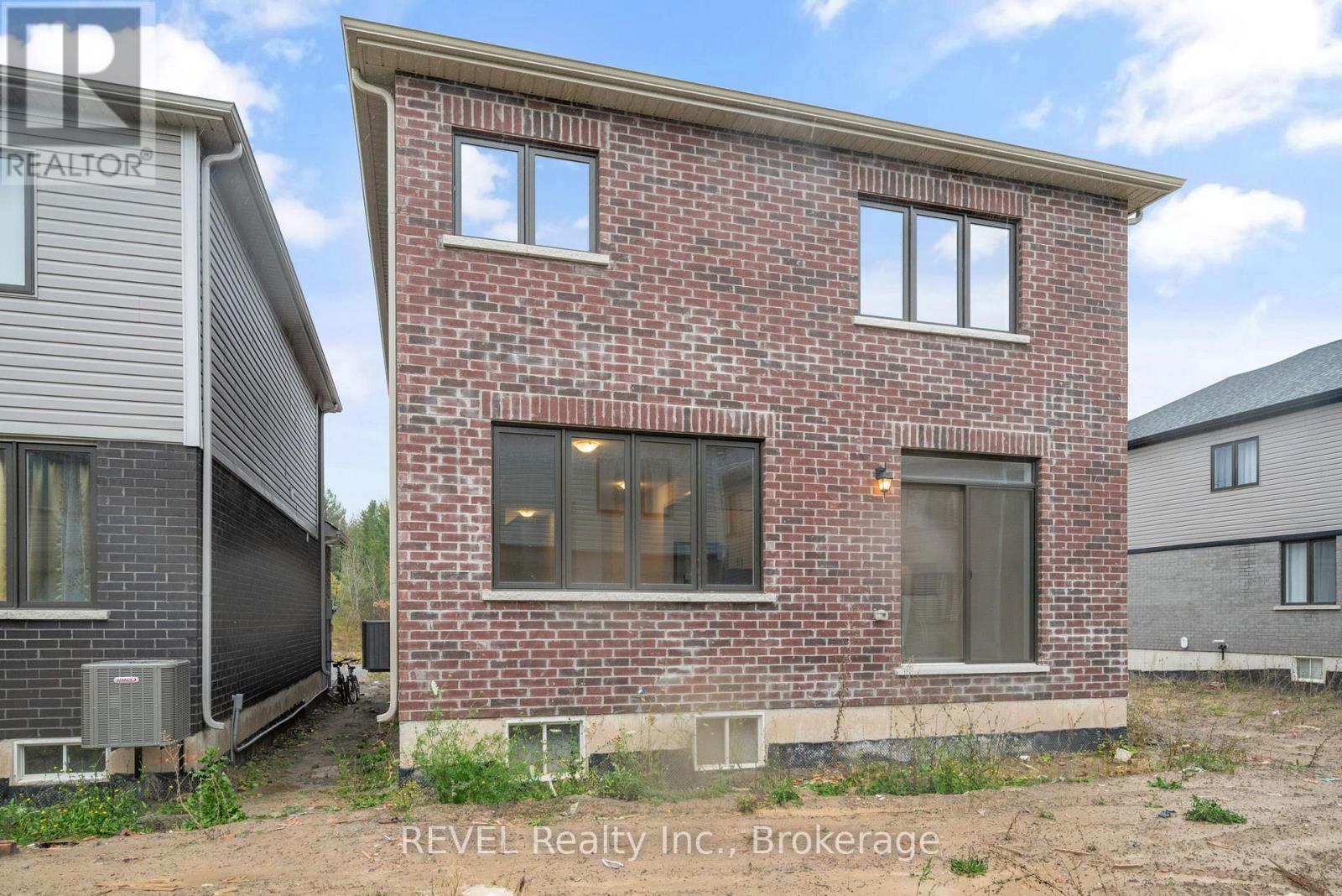 101 Lavender Road, Thorold, Ontario  L0S 1K0 - Photo 42 - X12517272