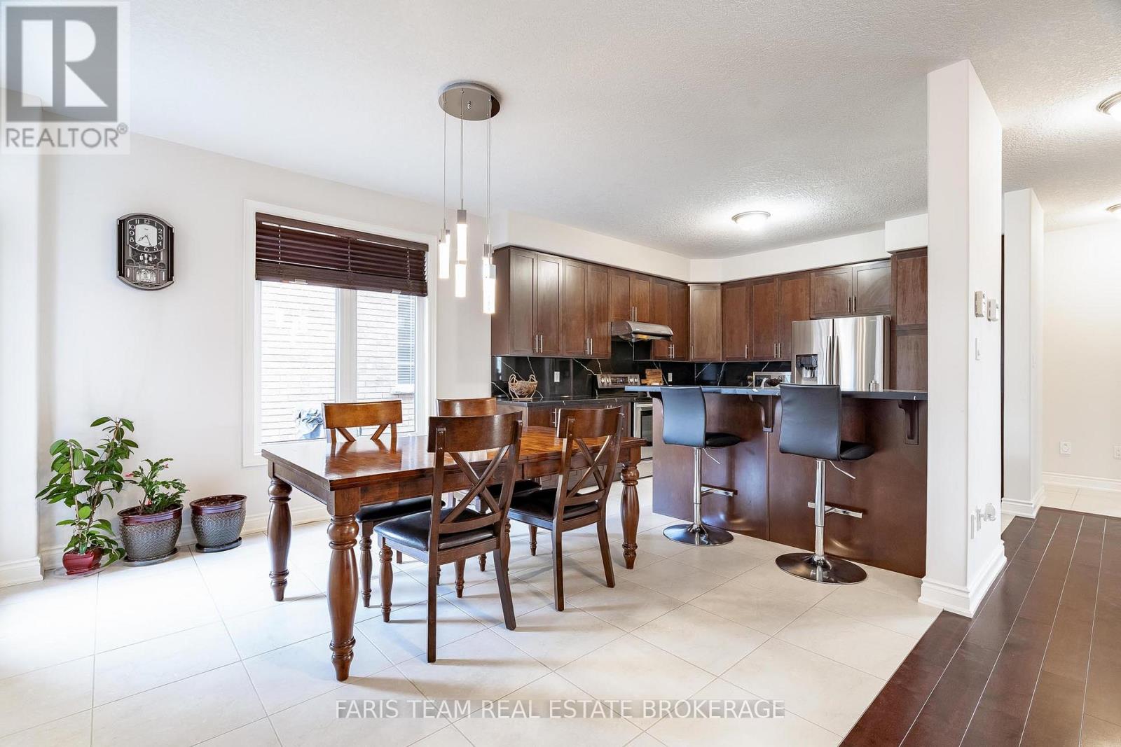 56 Jewel House Lane, Barrie (Innis-Shore), Ontario  L4M 0C4 - Photo 13 - S12577776