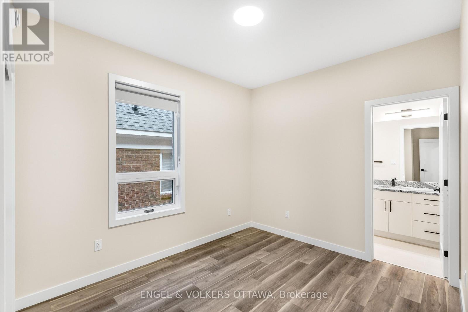 193 Hopewell Avenue, Ottawa, Ontario  K1S 2Z4 - Photo 11 - X12615792