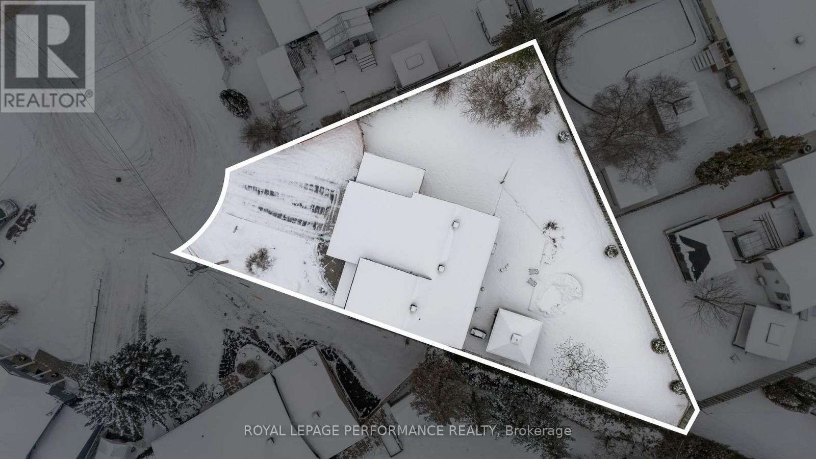 976 Laporte Street, Clarence-Rockland, Ontario  K4K 1A5 - Photo 3 - X12615888