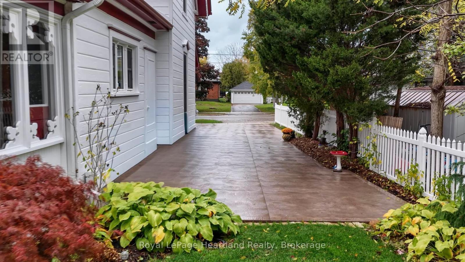 133 St Georges Crescent, Goderich, Ontario N7A 2M1 - Photo 46 - X12478662