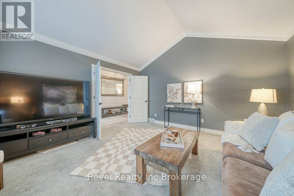 715 Springbank Avenue N, Woodstock (Woodstock - North), Ontario  N4T 1E2 - Photo 10 - X12615718