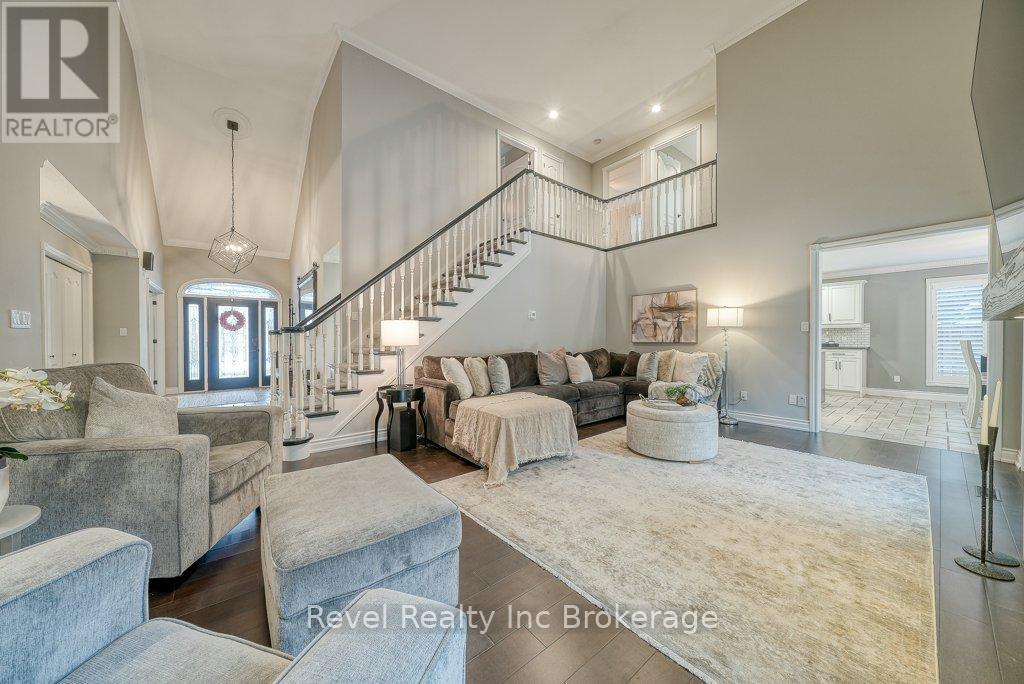 715 Springbank Avenue N, Woodstock (Woodstock - North), Ontario  N4T 1E2 - Photo 11 - X12615718