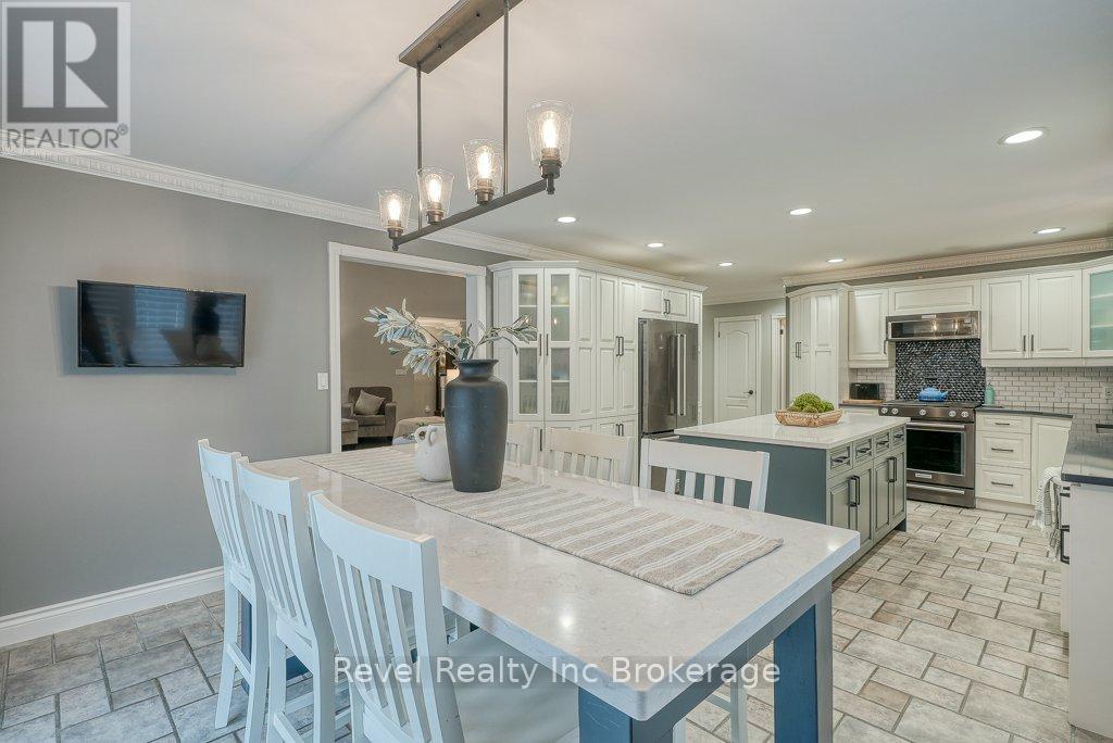 715 Springbank Avenue N, Woodstock (Woodstock - North), Ontario  N4T 1E2 - Photo 20 - X12615718