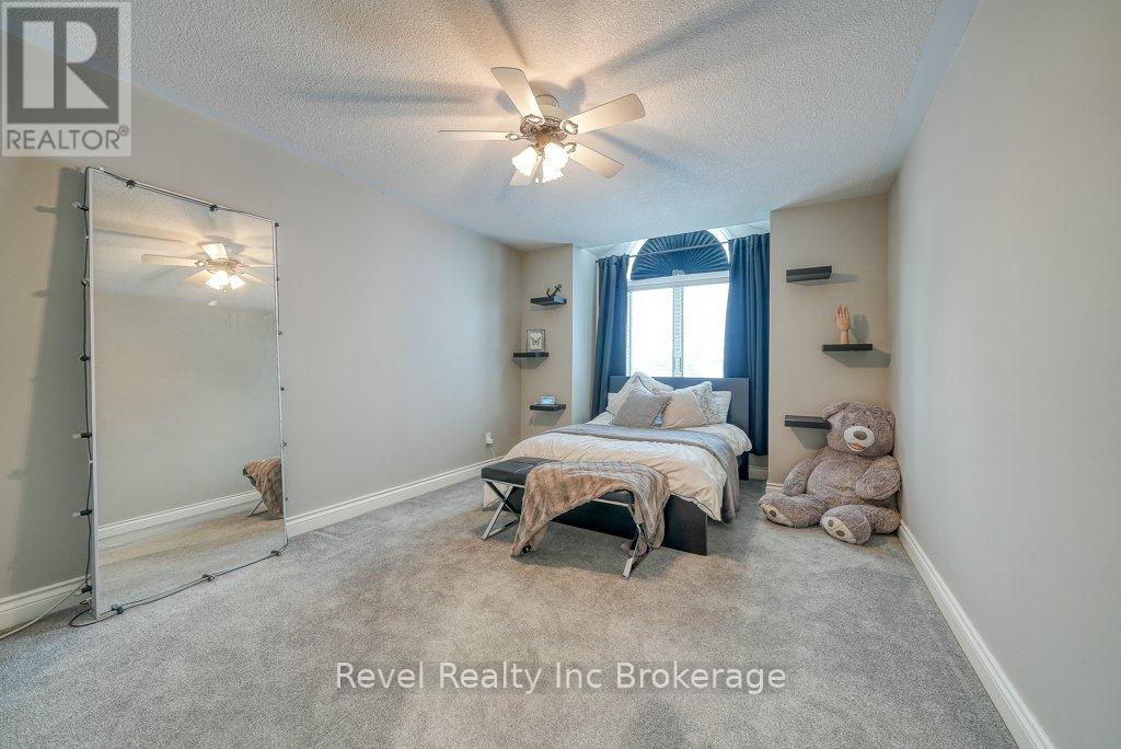 715 Springbank Avenue N, Woodstock (Woodstock - North), Ontario  N4T 1E2 - Photo 30 - X12615718