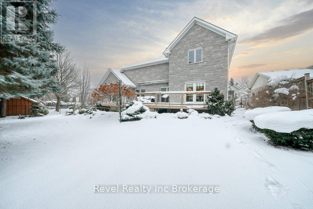 715 Springbank Avenue N, Woodstock (Woodstock - North), Ontario  N4T 1E2 - Photo 41 - X12615718