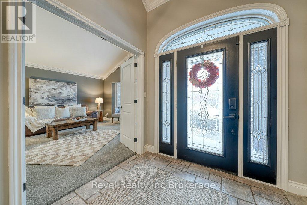 715 Springbank Avenue N, Woodstock (Woodstock - North), Ontario  N4T 1E2 - Photo 6 - X12615718