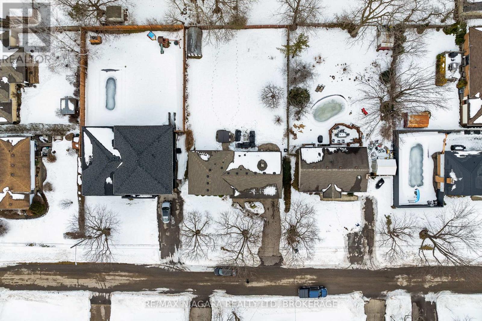 305 Centre Street, Niagara-On-The-Lake (Town), Ontario  L0S 1J0 - Photo 35 - X12615742