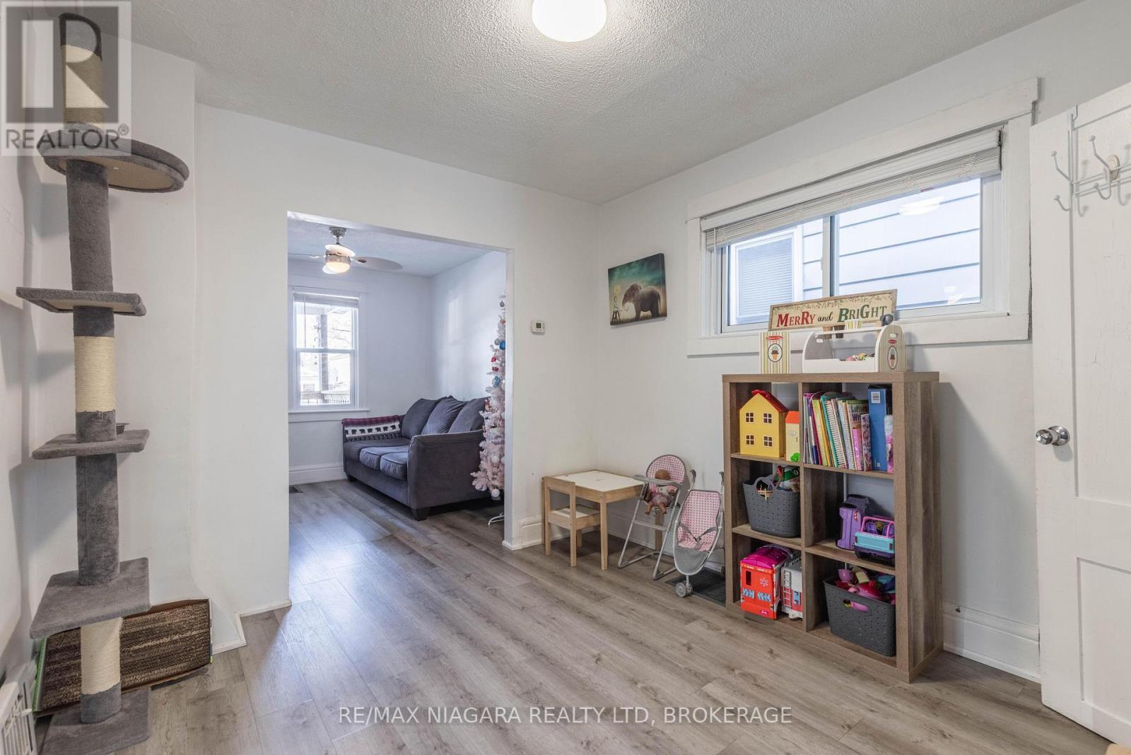 110 Mcalpine Avenue S, Welland (Lincoln/crowland), Ontario  L3B 1T6 - Photo 6 - X12615808