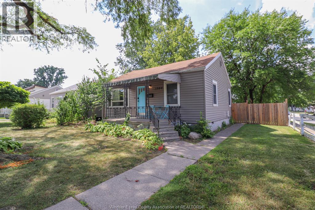 MLS# 25031523: 3504 BARRYMORE, Windsor, Canada