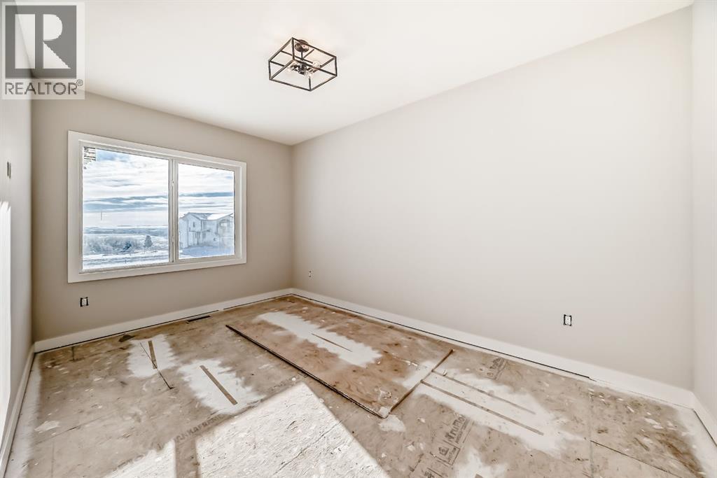 512 Heritage Boulevard, Cochrane, Alberta  T4C 2J8 - Photo 40 - A2265580