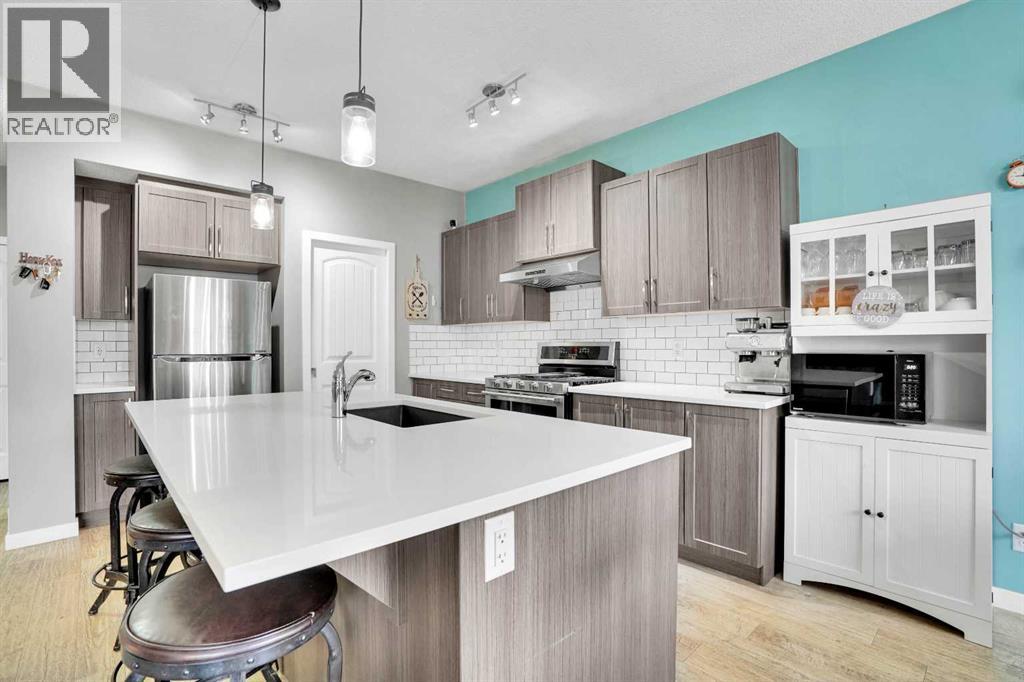 100 Kingsbury Close Se, Airdrie, Alberta  T4A 0R3 - Photo 9 - A2274360