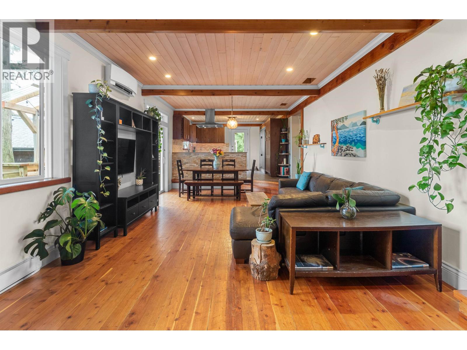 964 Village Drive, Bowen Island, British Columbia  V0N 1G1 - Photo 10 - R3073197