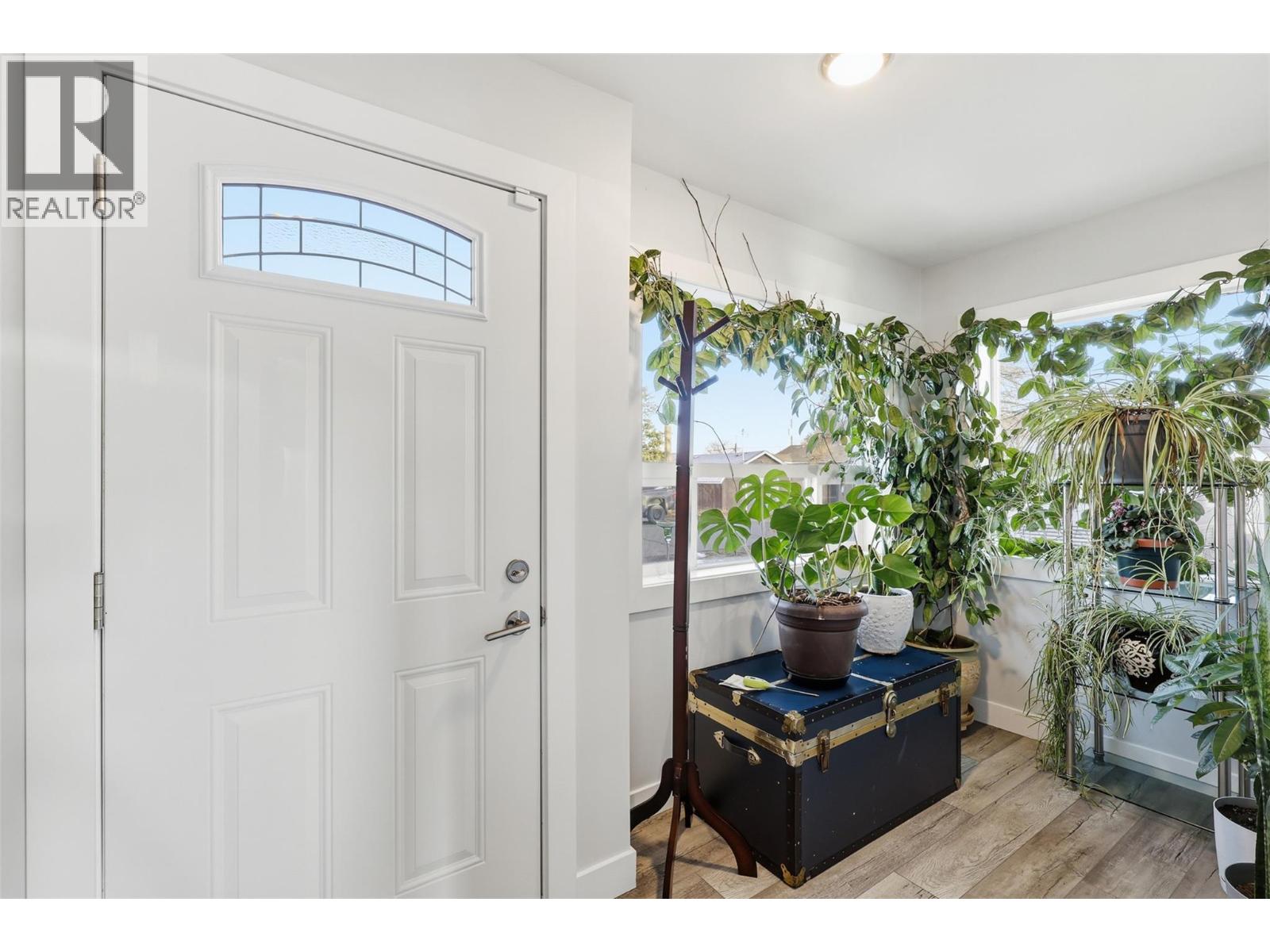 146 Aspen Street, Kamloops, British Columbia  V2B 1K2 - Photo 4 - 10370859