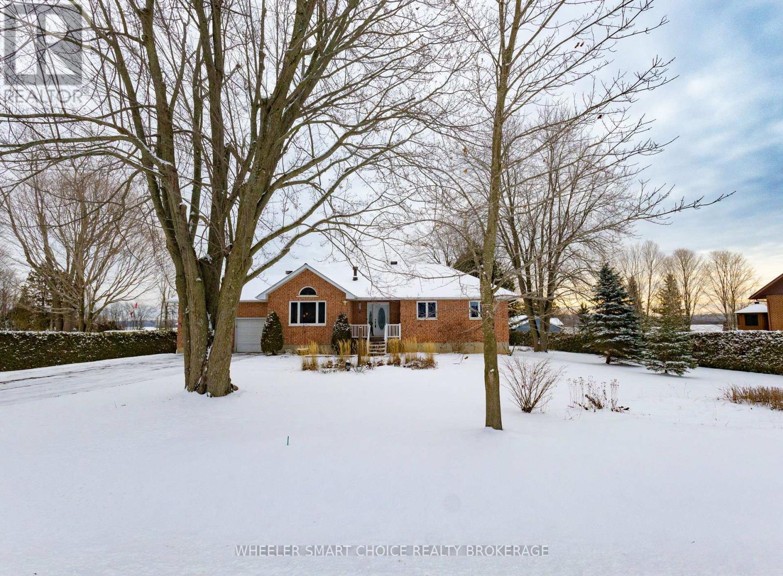 15206 Colonial Drive, South Stormont, Ontario  K0C 1M0 - Photo 3 - X12401432