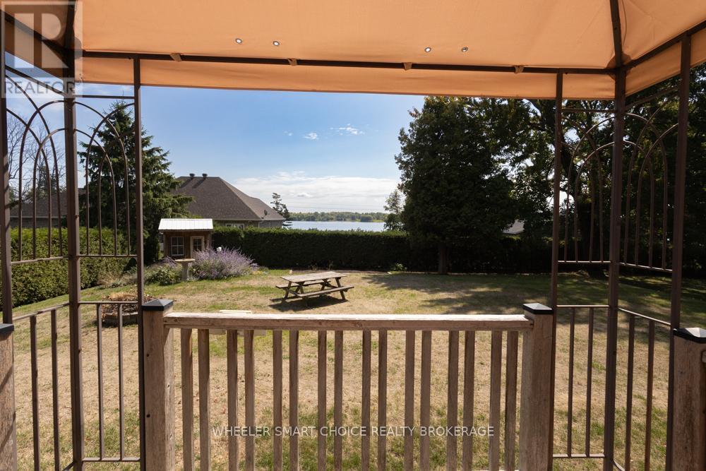 15206 Colonial Drive, South Stormont, Ontario  K0C 1M0 - Photo 8 - X12401432