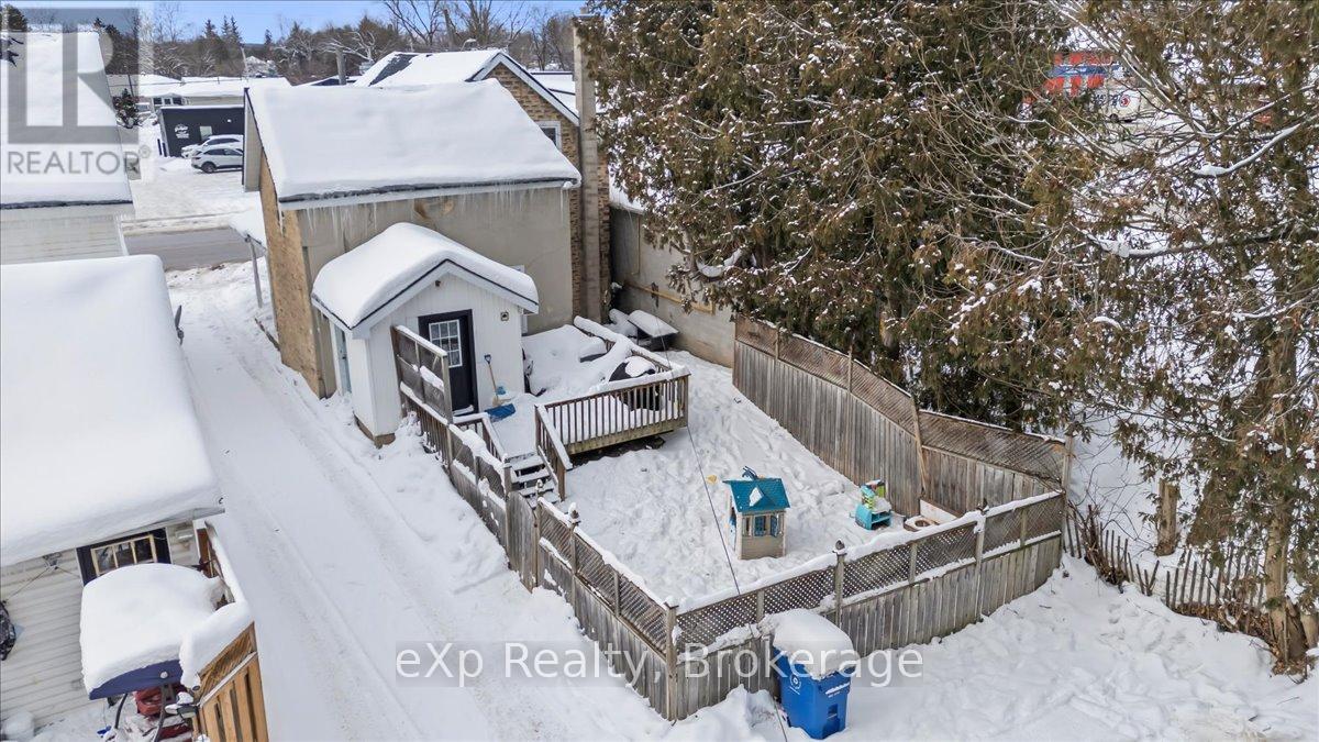 209 Garafraxa Street S, West Grey, Ontario N0G 1R0 - Photo 19 - X12615816