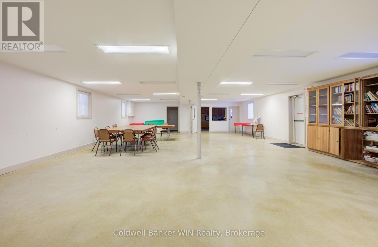 196 Birmingham Street E, Wellington North, Ontario N0G 2L2 - Photo 19 - X12615868