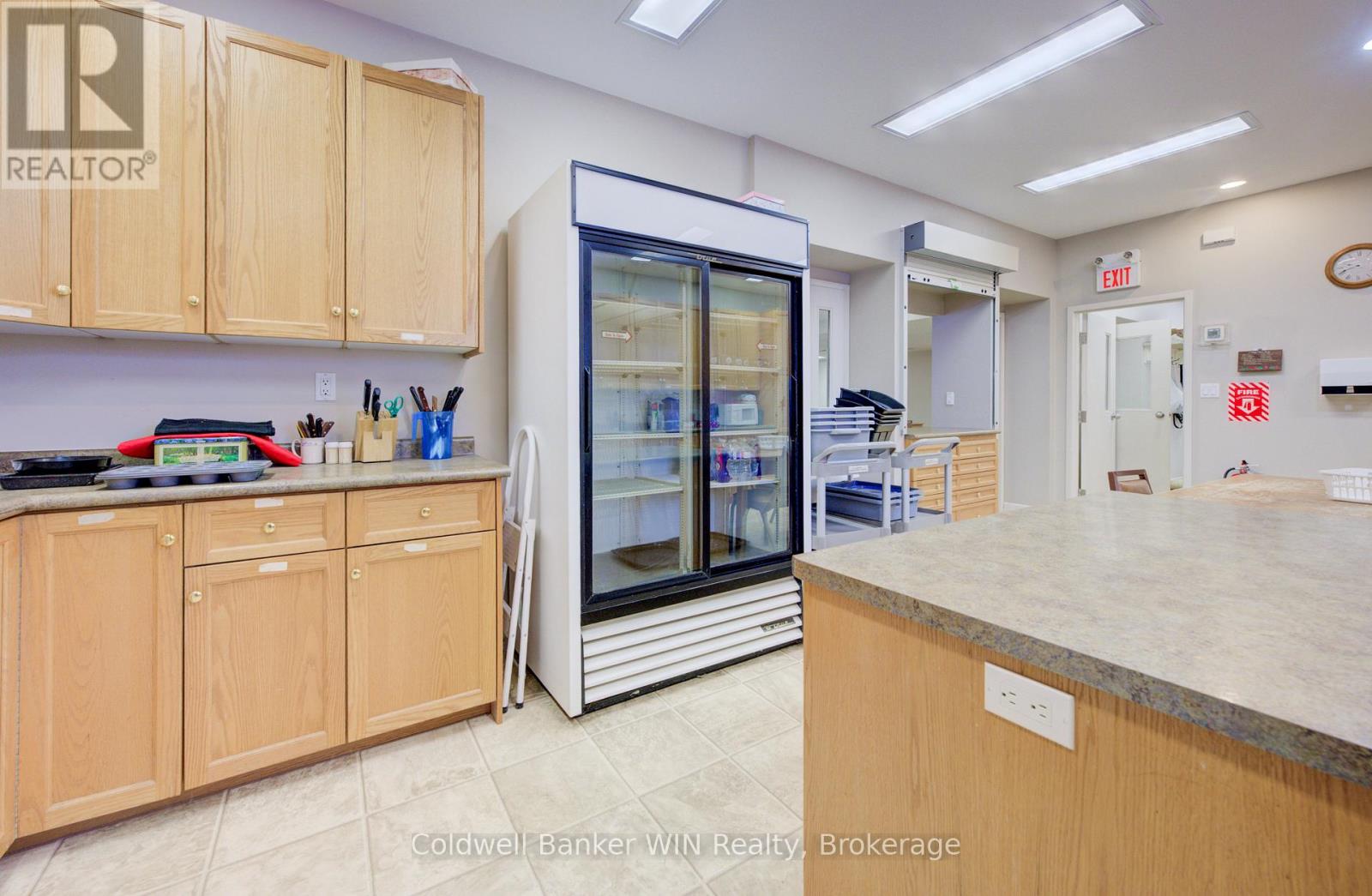 196 Birmingham Street E, Wellington North, Ontario N0G 2L2 - Photo 30 - X12615868