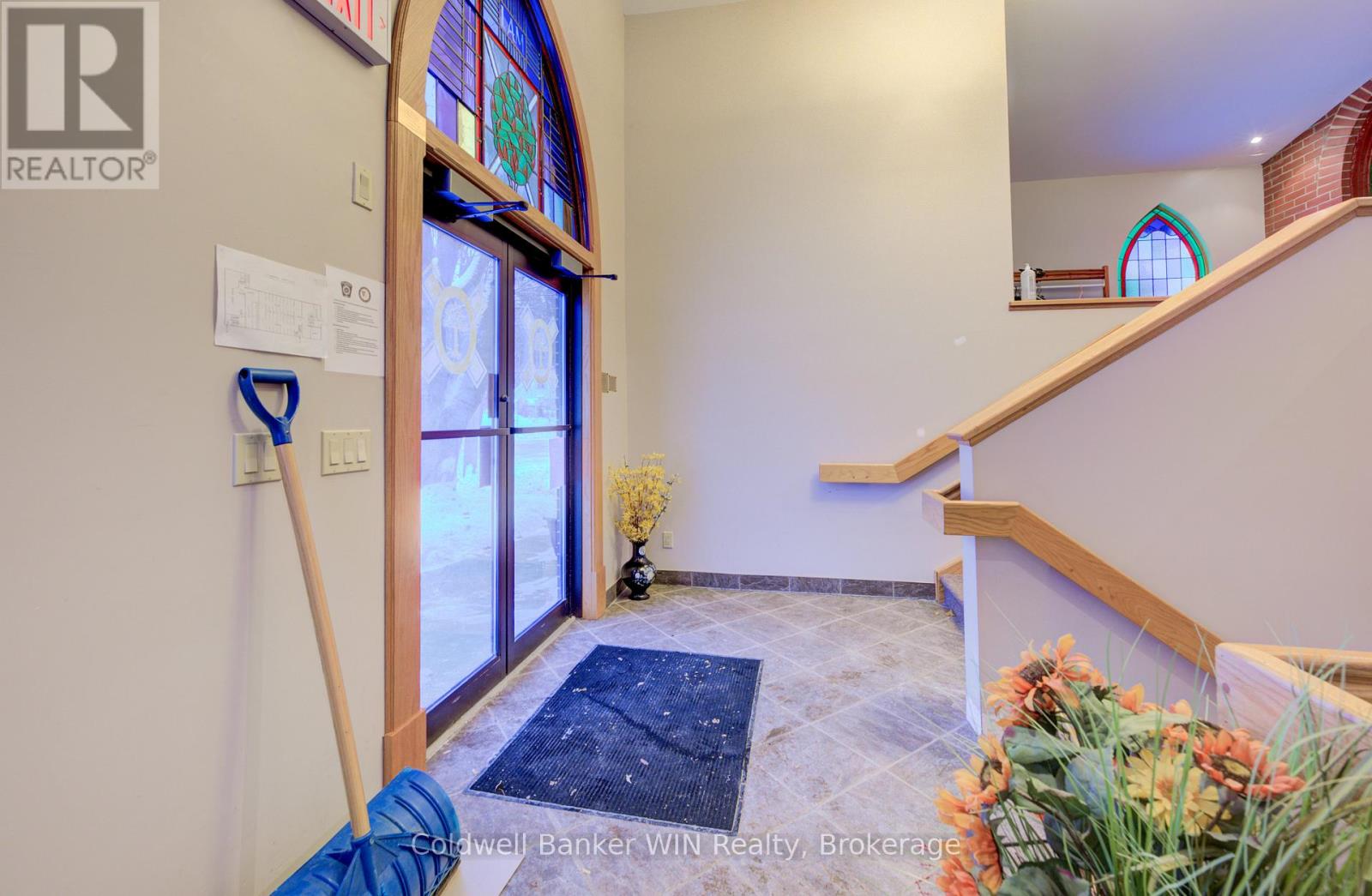 196 Birmingham Street E, Wellington North, Ontario N0G 2L2 - Photo 4 - X12615868