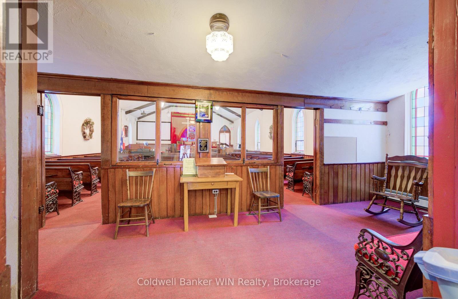 196 Birmingham Street E, Wellington North, Ontario N0G 2L2 - Photo 6 - X12615868