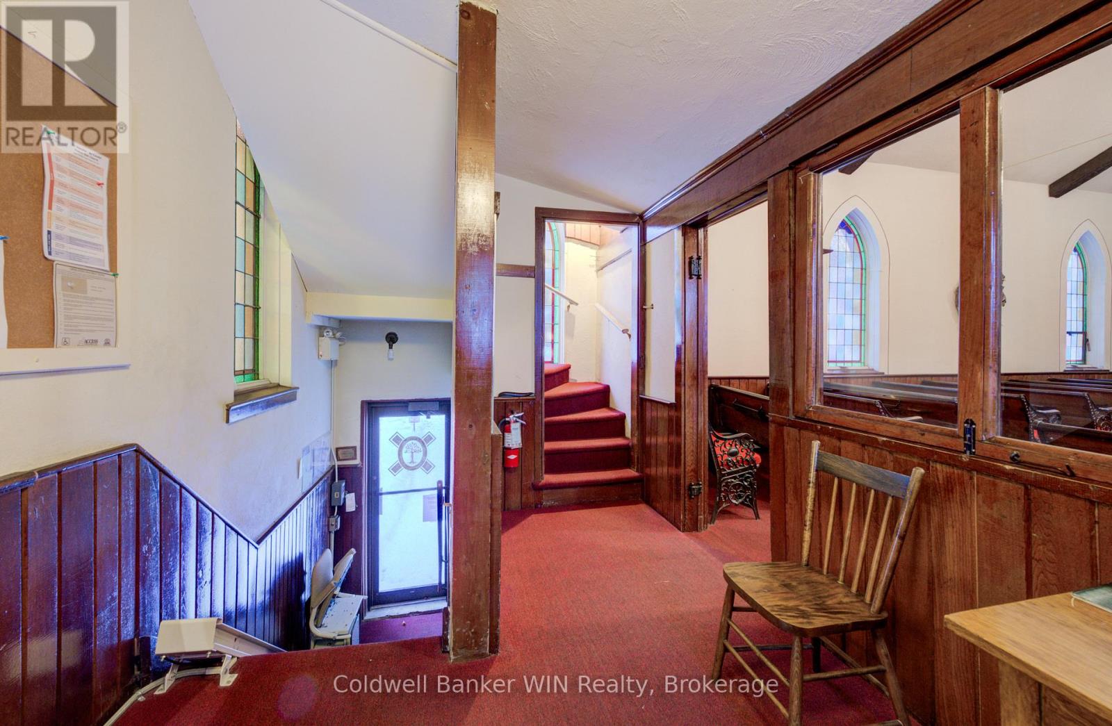 196 Birmingham Street E, Wellington North, Ontario N0G 2L2 - Photo 9 - X12615868