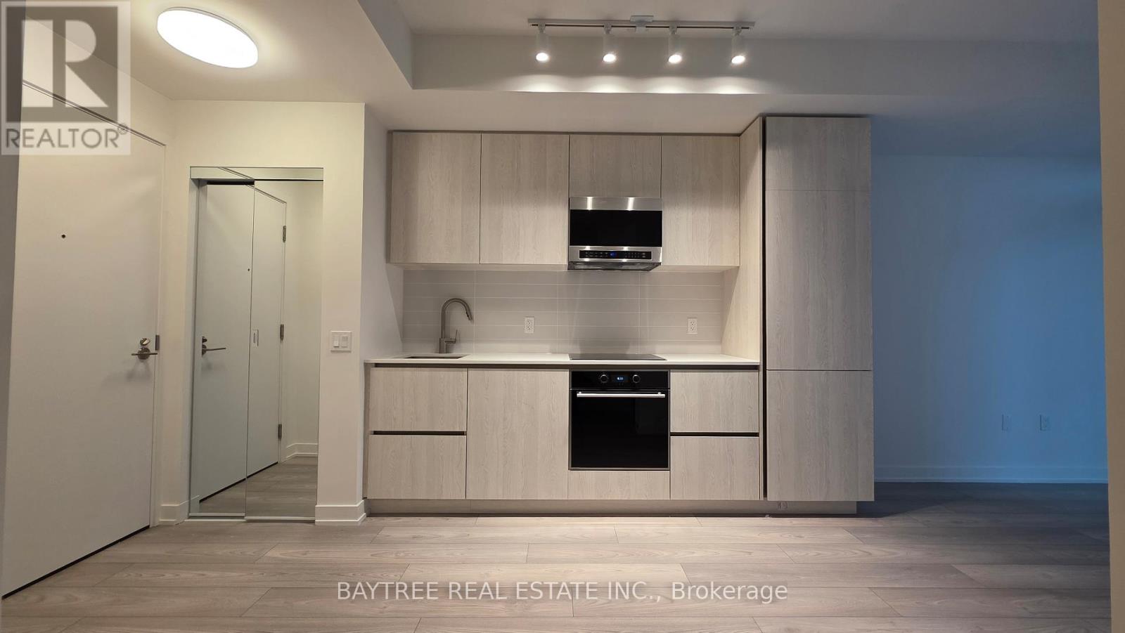 1806 - 110 Broadway Avenue, Toronto, Ontario  M4P 1V7 - Photo 5 - C12615752