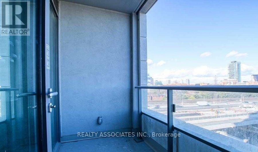 806 - 12 Bonnycastle Street, Toronto, Ontario  M5A 3T7 - Photo 16 - C12615754