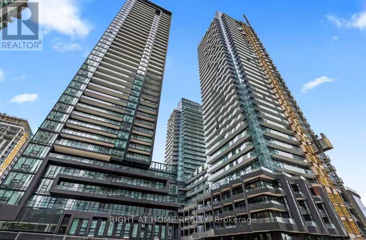 303 - 110 BROADWAY AVENUE, Toronto, Ontario