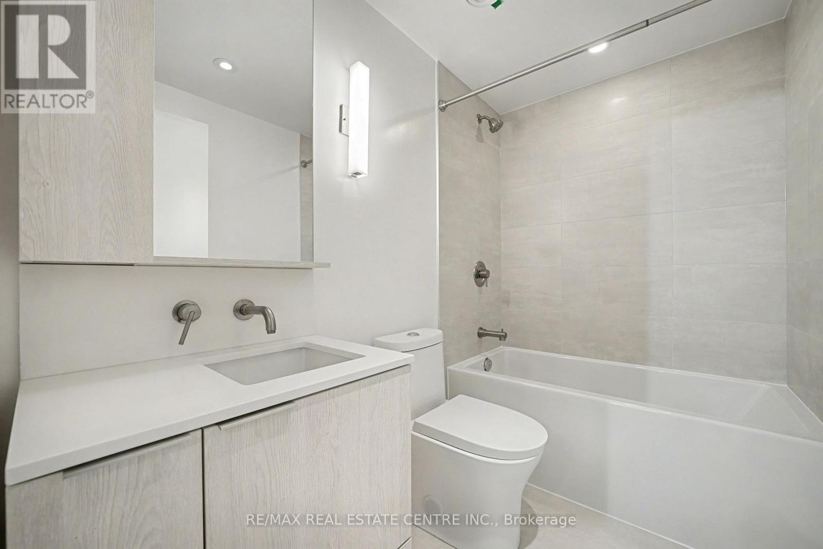 1109 - 120 Broadway Avenue, Toronto, Ontario  M4P 0E9 - Photo 17 - C12615848