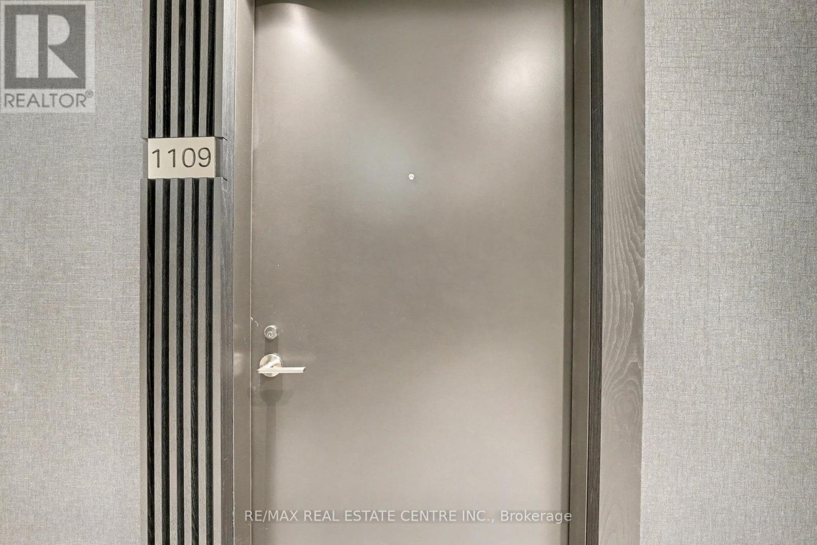 1109 - 120 Broadway Avenue, Toronto, Ontario  M4P 0E9 - Photo 3 - C12615848