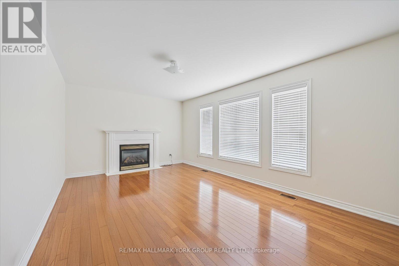 17 Woodcock Avenue, Ajax, Ontario  L1T 4J5 - Photo 7 - E12615866