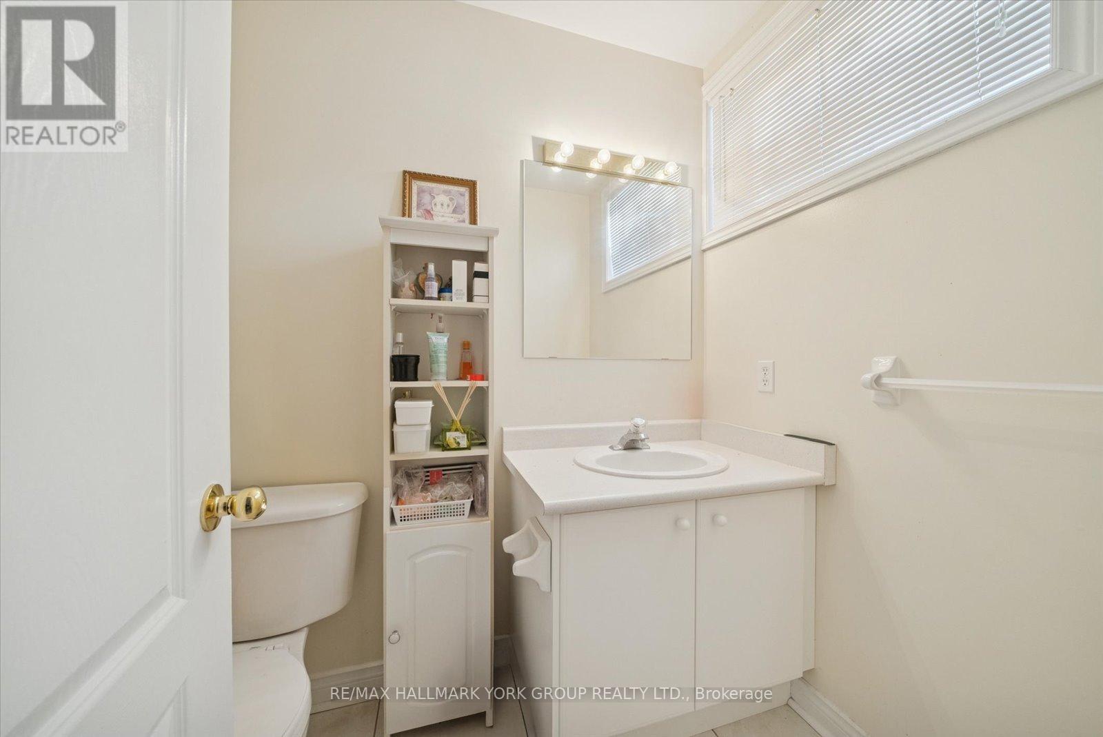 17 Woodcock Avenue, Ajax, Ontario  L1T 4J5 - Photo 9 - E12615866