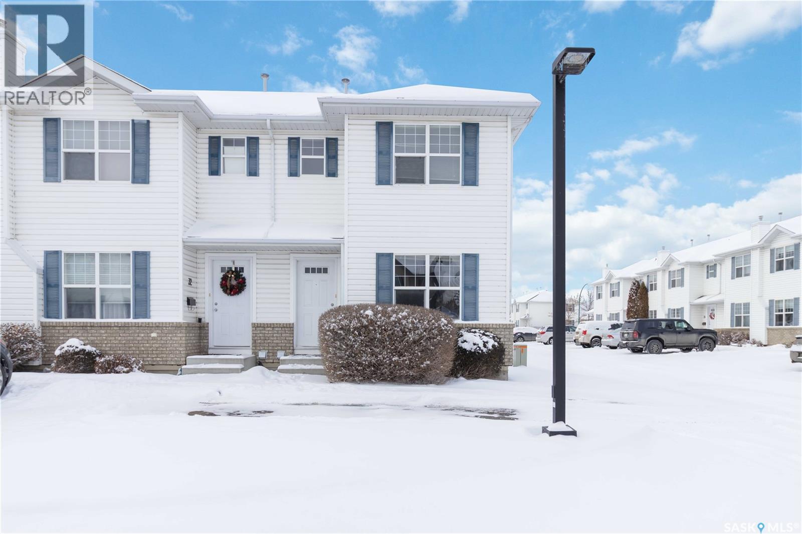 33 102 Pawlychenko LANE, Saskatoon, Saskatchewan