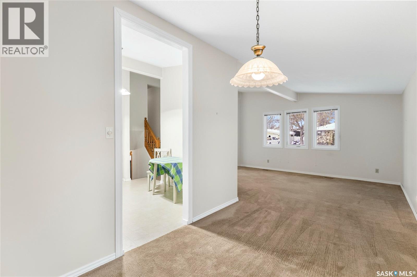 35 Wilkie Road, Regina, Saskatchewan  S4S 5Y3 - Photo 7 - SK025447