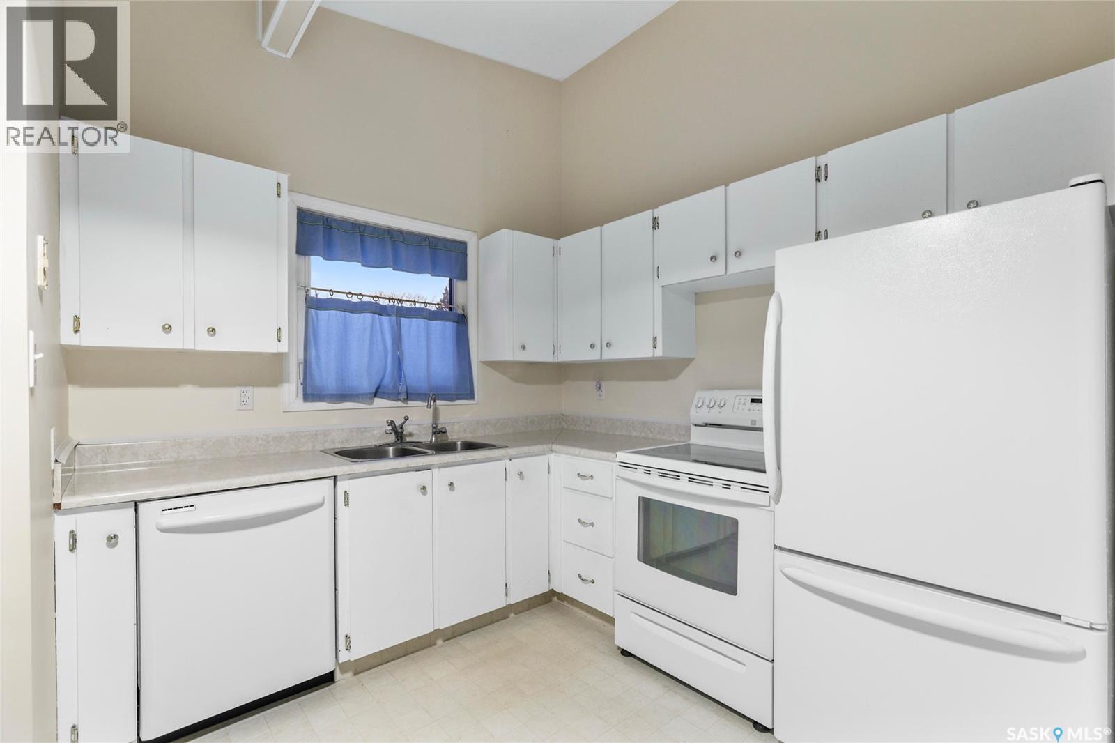 35 Wilkie Road, Regina, Saskatchewan  S4S 5Y3 - Photo 8 - SK025447