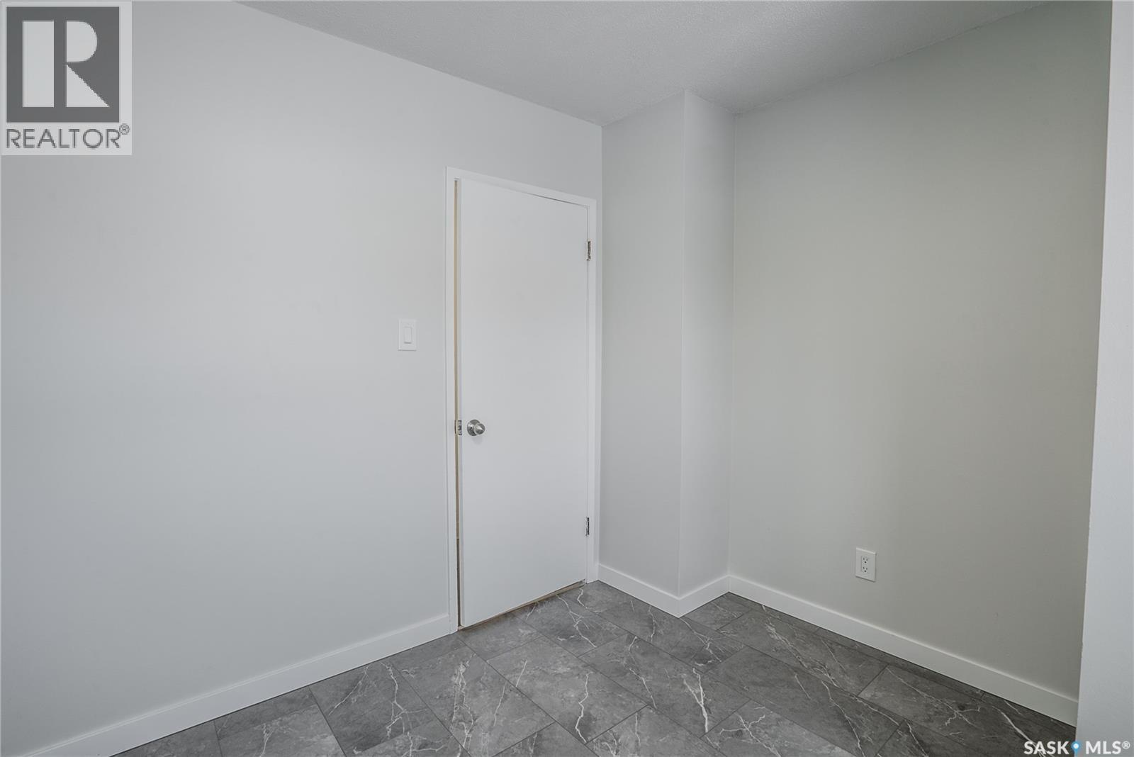 1409 Preston Avenue S, Saskatoon, Saskatchewan  S7H 2V5 - Photo 13 - SK025445