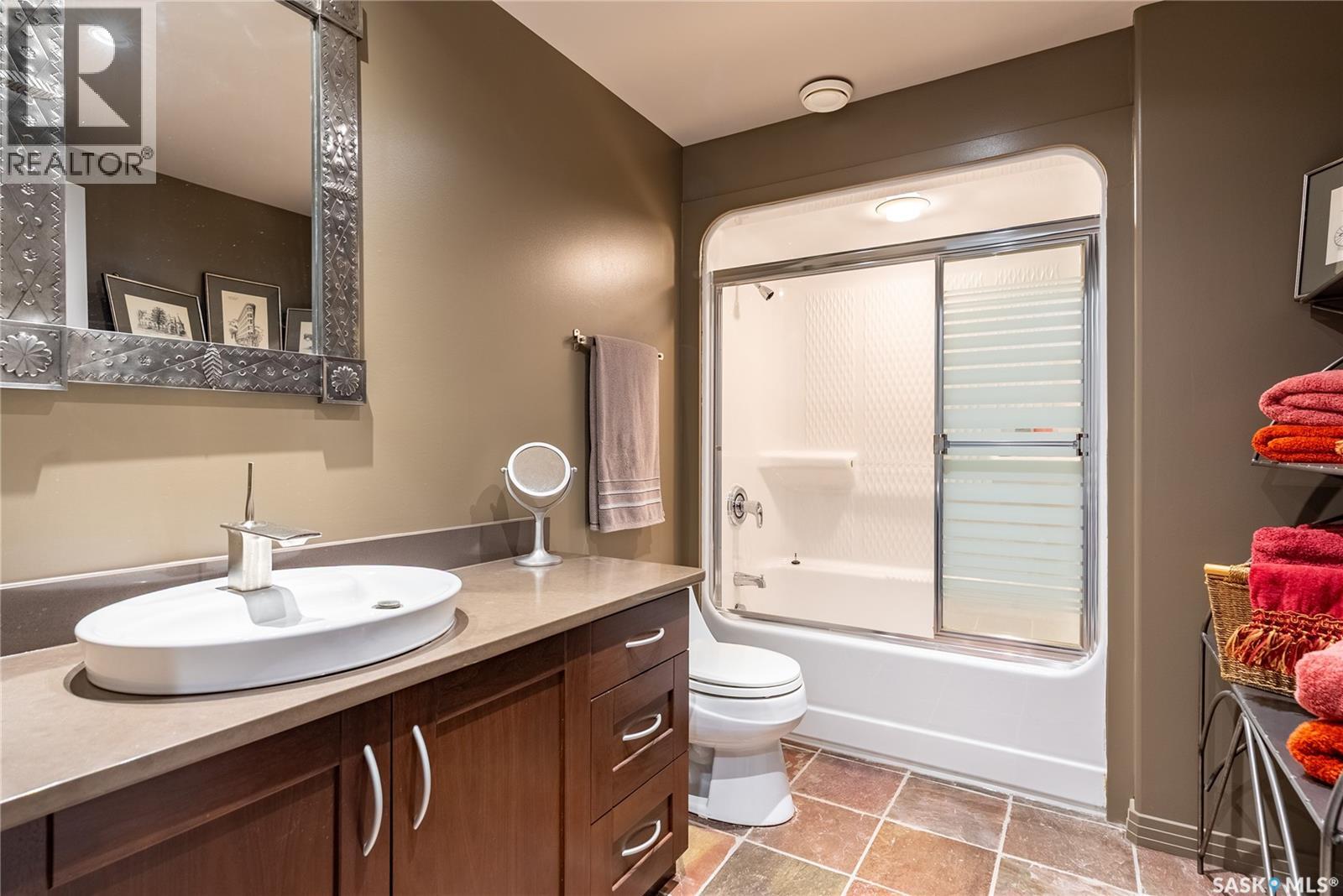 48 Cathedral Bluffs Road, Corman Park Rm No. 344, Saskatchewan  S7P 1A3 - Photo 40 - SK025332