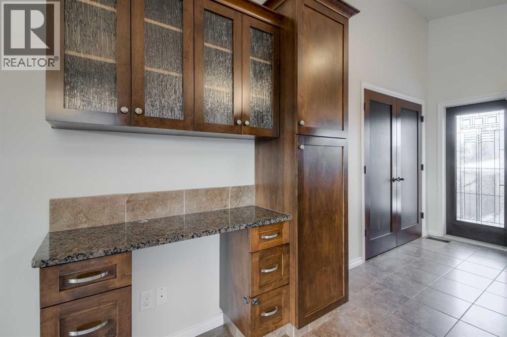 11 Cougar Cove N, Lethbridge, Alberta  T1H 6M7 - Photo 10 - A2274484