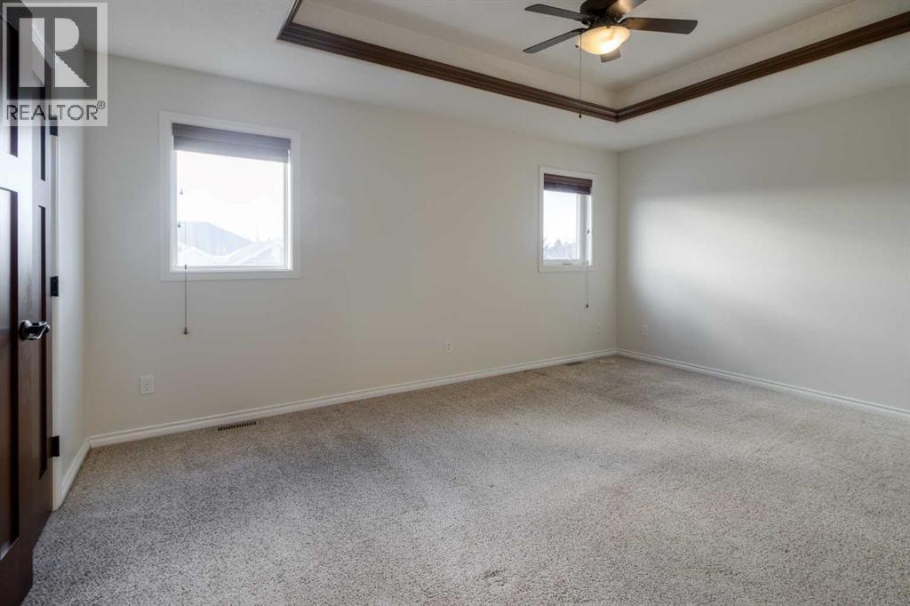 11 Cougar Cove N, Lethbridge, Alberta  T1H 6M7 - Photo 11 - A2274484