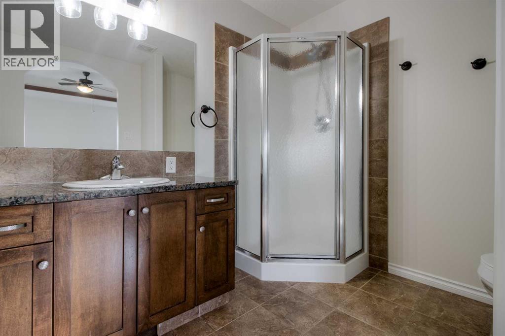 11 Cougar Cove N, Lethbridge, Alberta  T1H 6M7 - Photo 16 - A2274484