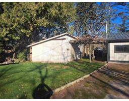 <div class="price">$1,049,000</div> 37318 Ward Road, Abbotsford<br><div style="margin-bottom:8px;"><small>Macdonald Realty (Langley)</small></div><div class='bed_bath'>2 Bed | 1 Bath</div>